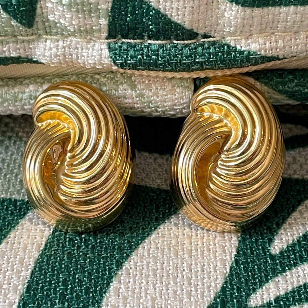 14k Gold Italian Earrings